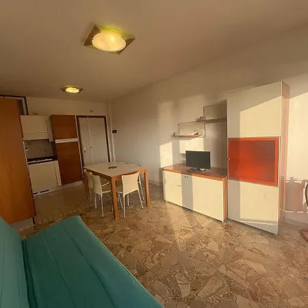 Smeralda Suite, Vista Mare & Vicino Alle Terme 比比翁